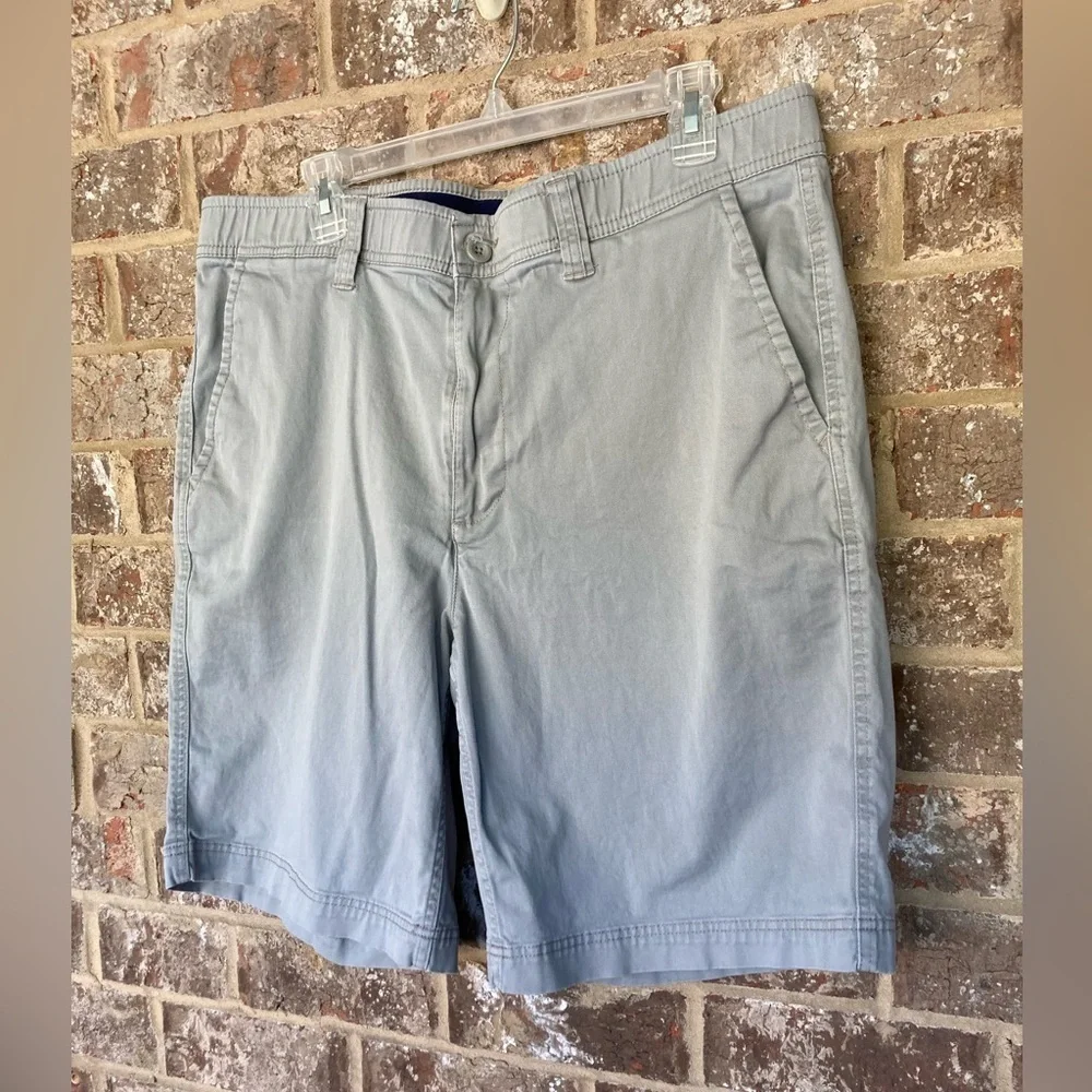 Men’s Gray St. John’s Bay Size 38 Shorts